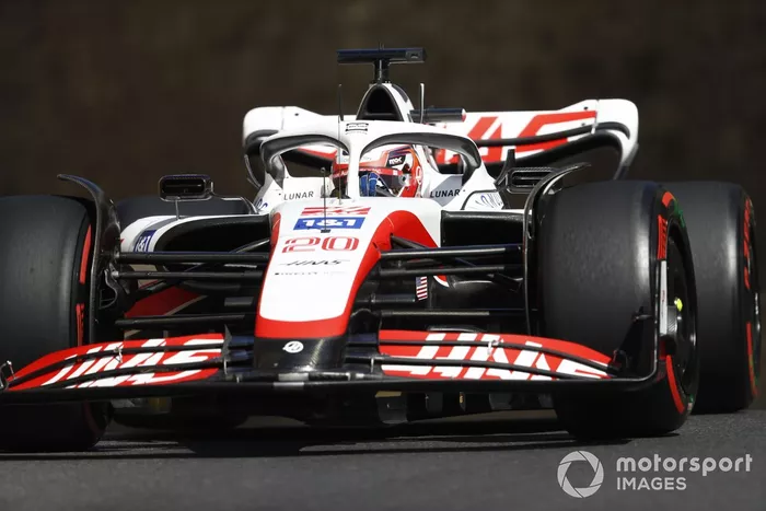 Kevin Magnussen, Haas VF-22