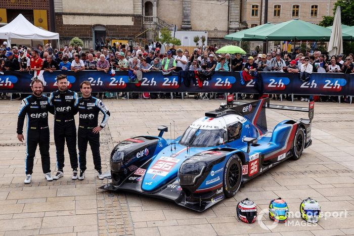 #36 Alpine ELF Team Alpine A480 ? Gibson Hypercar of André Negrão, Nicolas Lapierre, Matthieu Vaxiviere 