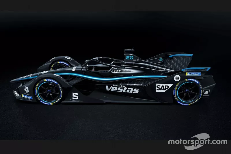 La livrée noire de la Mercedes-Benz EQ Silver Arrow 01 livery 