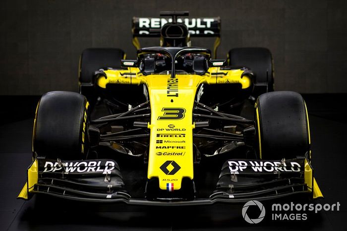 Detalle del morro y el alerón delantero del Renault F1 Team R.S.20 