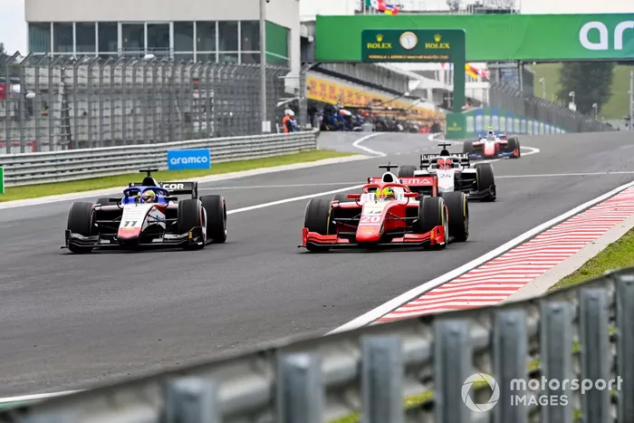 Mick Schumacher, Prema Racing y Louis Deletraz, Charouz Racing System 
