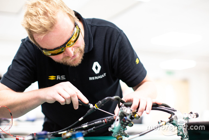 Werksbesuch bei Renault in Enstone