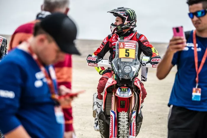 #5 Monster Energy Honda Team Honda: Joan Barreda