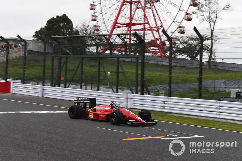Ferrari F1/87/8C at Legends F1 30th Anniversary Lap Demonstration