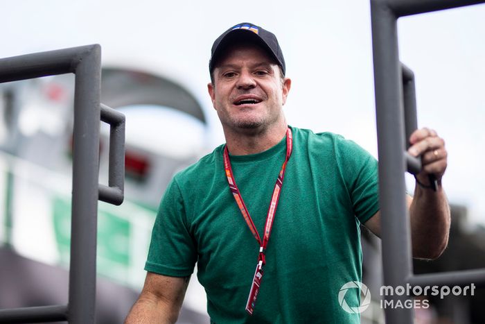 9º Rubens Barrichello: 110 millones de dólares (97 millones de euros)