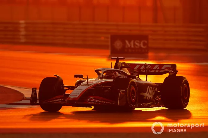 Kevin Magnussen, Haas VF-23