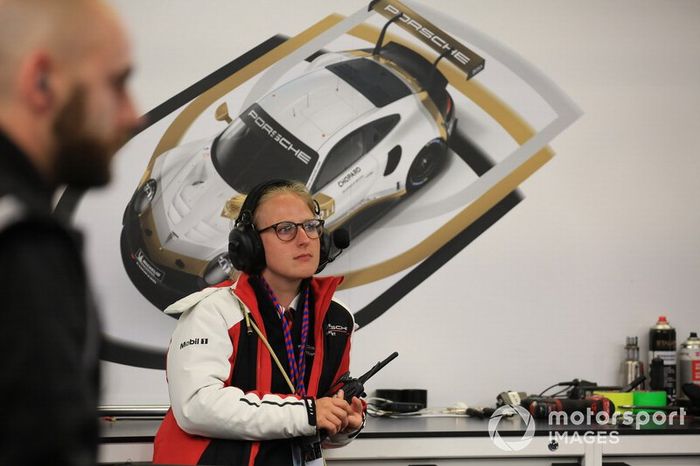 Miembro de Porsche GT Team