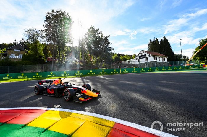 Yuki Tsunoda, Carlin 