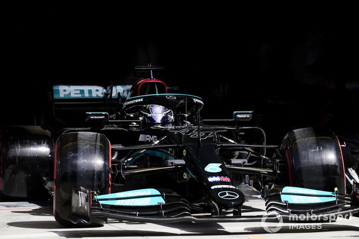 Lewis Hamilton, Mercedes W12