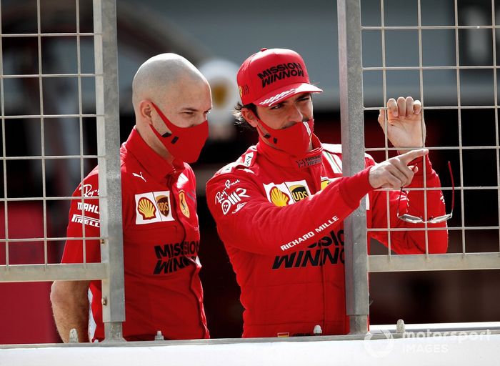 Carlos Sainz Jr., Ferrari SF21 