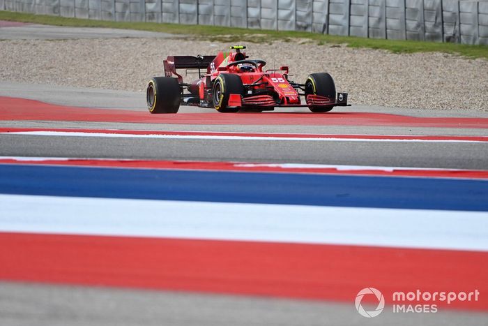 Carlos Sainz Jr., Ferrari SF21