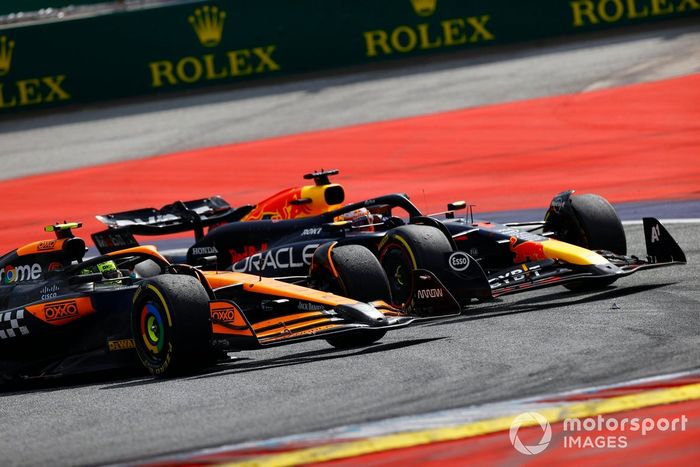 Max Verstappen, Red Bull Racing RB20, Lando Norris, McLaren MCL38, batalla por el liderato