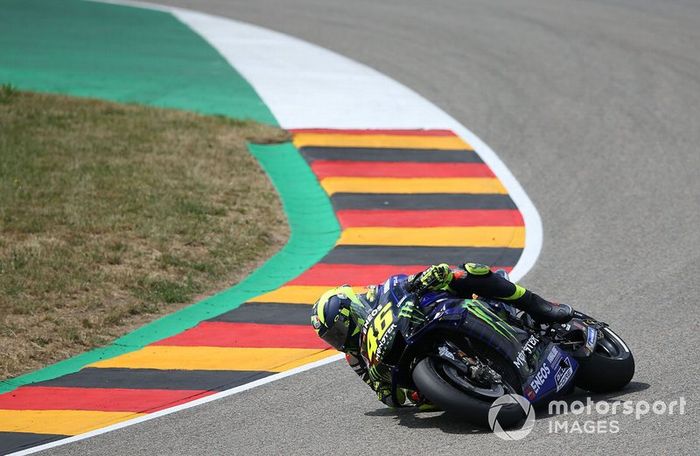Accidente de Valentino Rossi, Yamaha Factory Racing