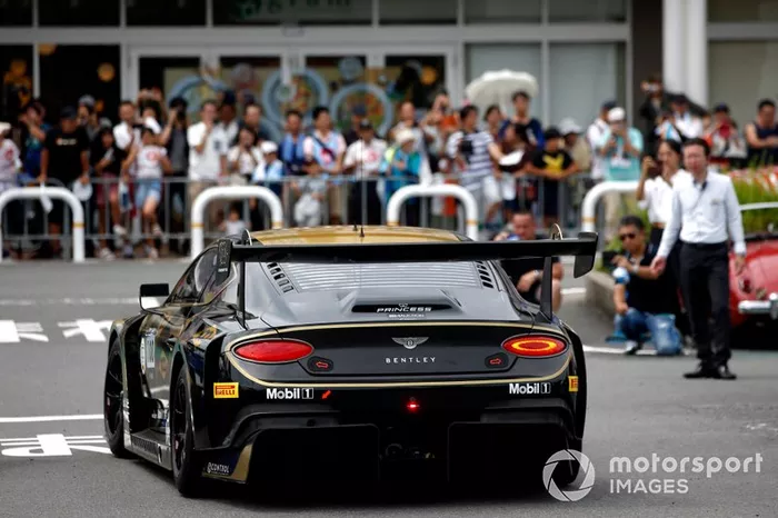 #108 Bentley Team M-Sport Bentley Continental GT3: Andy Soucek, Maxime Soulet, Sebastian Morris  
