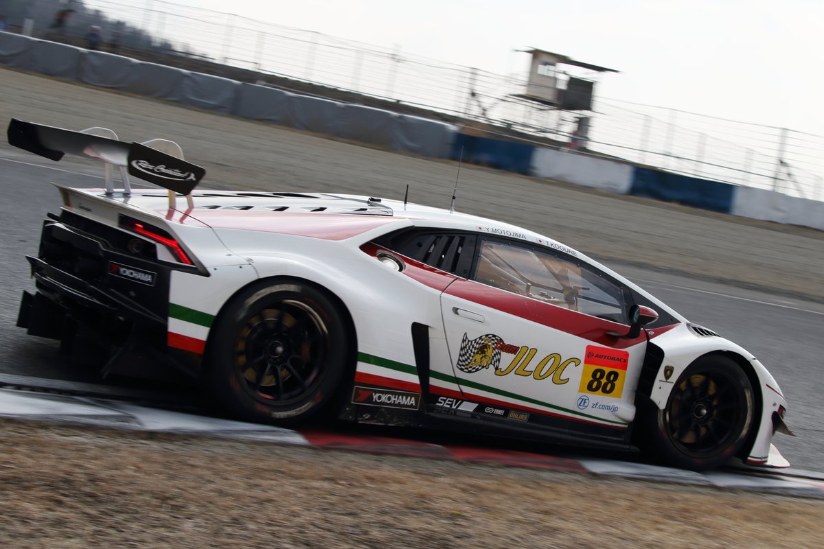 GT500はau TOM'Sがトップ、GT300はJLOCランボルギーニが好調さを見せる