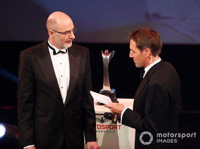 Luke Dardis recibe el Premio Williams al Ingeniero del Futuro