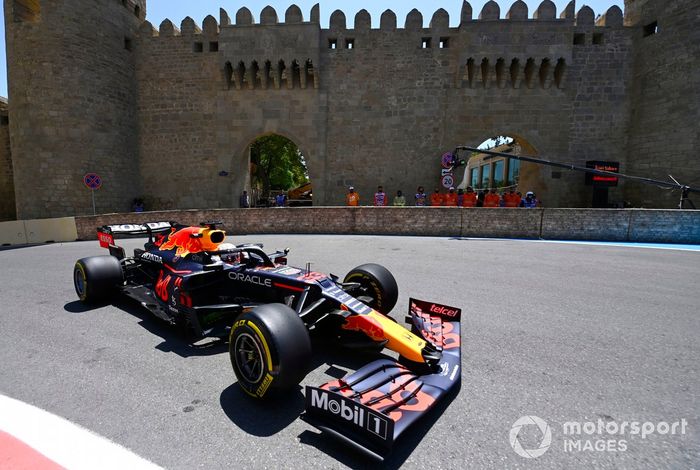 Max Verstappen, Red Bull Racing RB16B