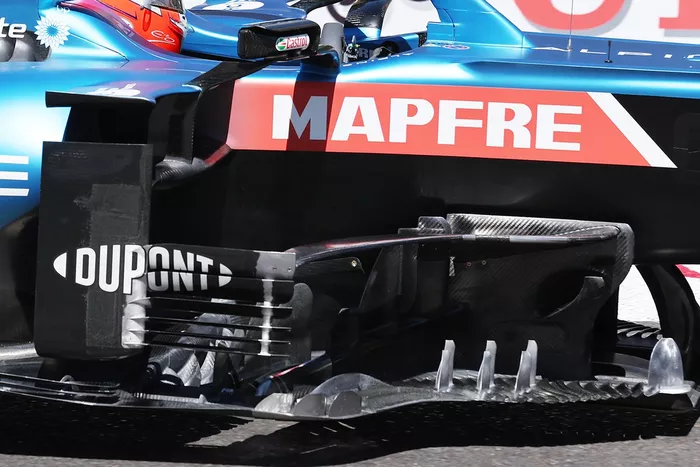 Detalle del bargeboard del Alpine A521