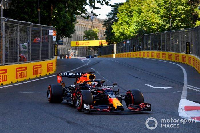Max Verstappen, Red Bull Racing RB16B