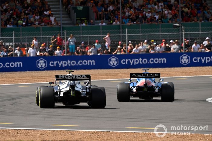 Fernando Alonso, Alpine A521, Pierre Gasly, AlphaTauri AT02