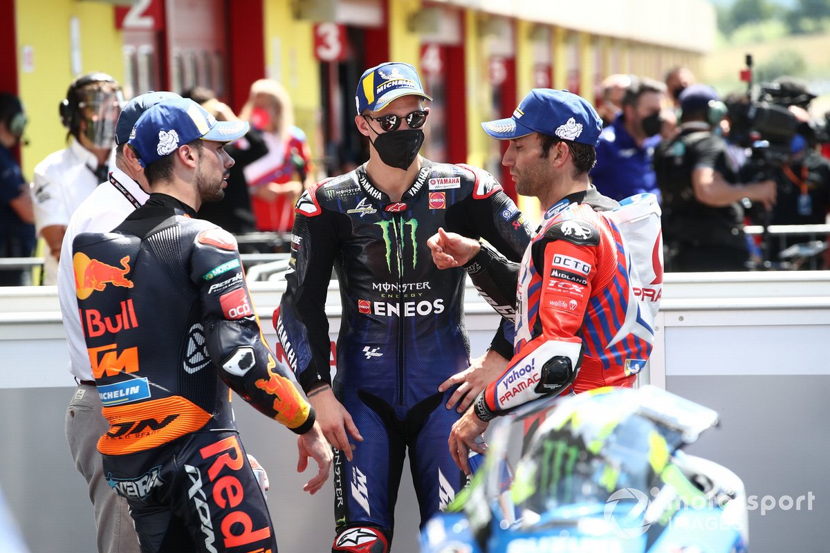 Il vincitore del GP d'Italia Fabio Quartararo, Yamaha Factory Racing, Johann Zarco, Pramac Racing, Miguel Oliveira, Red Bull KTM Factory Racing