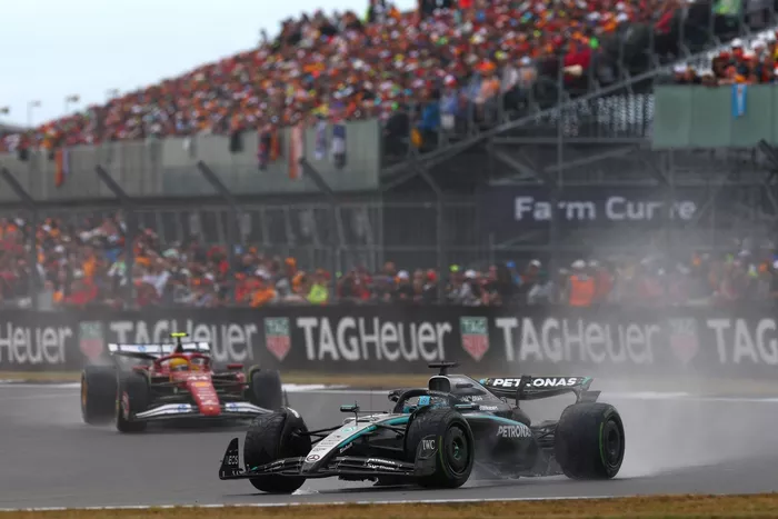Lewis Hamilton, Ferrari, George Russell, Mercedes