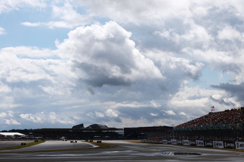 Isack Hadjar, Equipo Racing Bulls