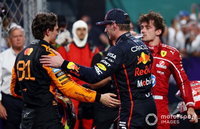 Charles Leclerc, Ferrari, Oscar Piastri, McLaren, Max Verstappen, Red Bull Racing
