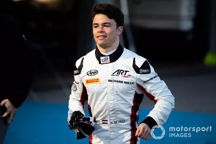 #4 Nyck de Vries, 24 ans
