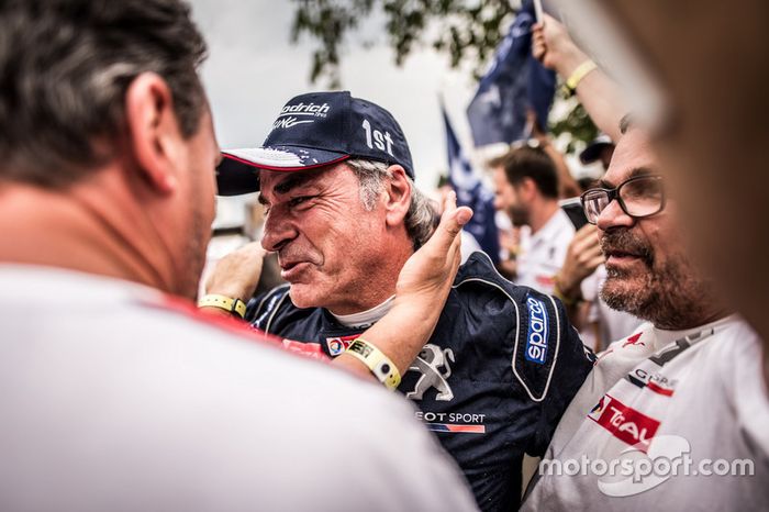 Carlos Sainz, campeão nos carros