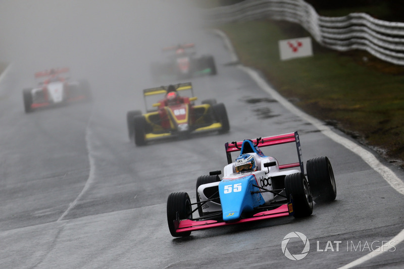Jamie Chadwick, Douglas Motorsport