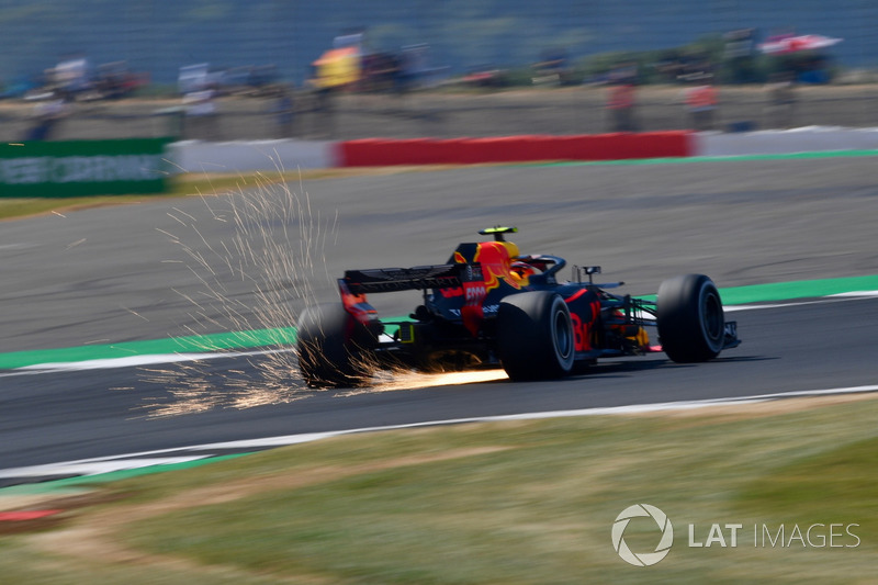 5º Red Bull Racing RB14 (1062 vueltas)