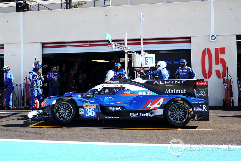 #36 Signatech Alpine Matmut Alpine A470: Nicolas Lapierre, Andre Negrao, Pierre Thiriet