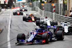 Brendon Hartley, Toro Rosso STR13, Lance Stroll, Williams FW41, Marcus Ericsson, Sauber C37, Max Verstappen, Red Bull Racing RB14