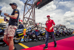 Kimi Raikkonen, Ferrari, nella drivers parade