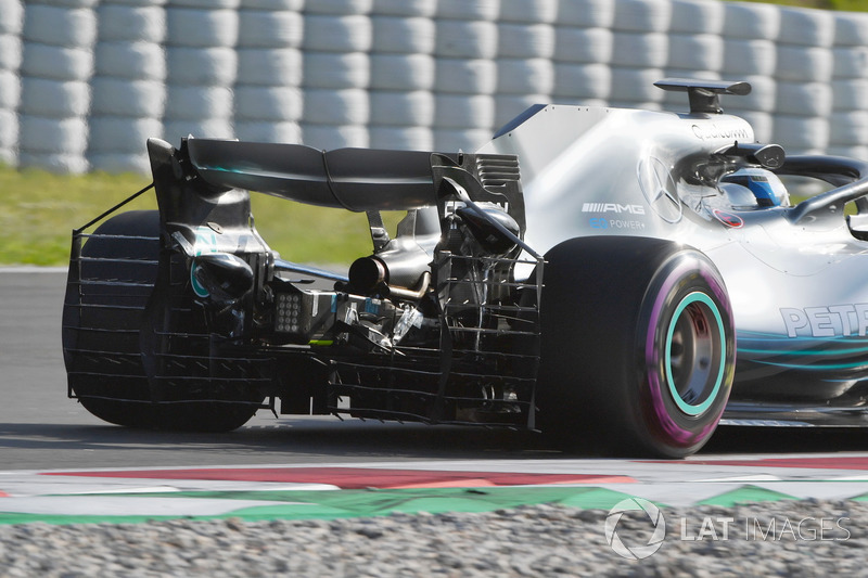 Valtteri Bottas, Mercedes-AMG F1 W09 with aero sensor on rear wing