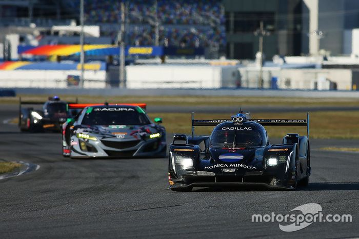 #10 Wayne Taylor Racing Cadillac DPi: Renger van der Zande, Jordan Taylor, Ryan Hunter-Reay