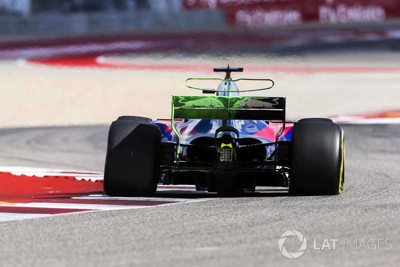 Du flow-vis sur l'aileron arrière de Brendon Hartley, Scuderia Toro Rosso STR12