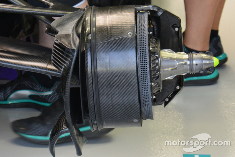 Mercedes AMG F1 W07 Hybrid, brakes