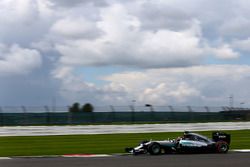 Pascal Wehrlein, Mercedes AMG F1 W05 Hybrid Test Driver