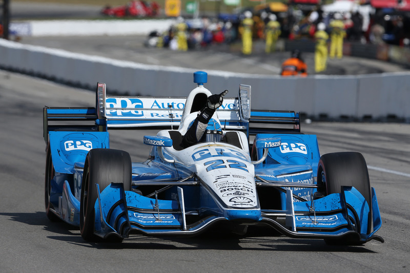 Mid-Ohio, bagarre virile avec Power pour la victoire !