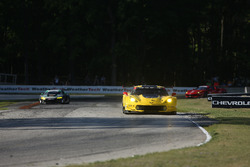 #4 Corvette Racing Chevrolet Corvette C7.R: Oliver Gavin, Tommy Milner