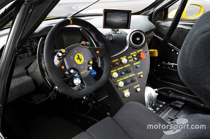 Cockpit Ferrari 488 Challenge