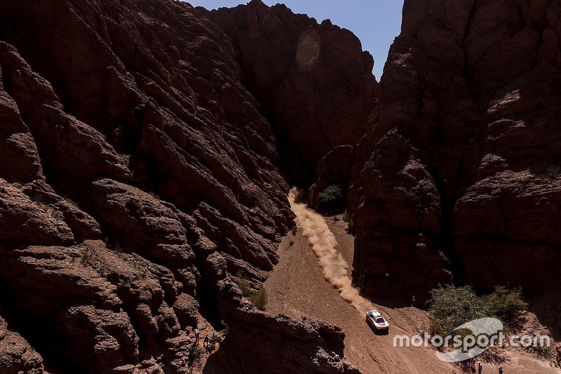 #304 Peugeot Sport Peugeot 3008 DKR: Carlos Sainz, Lucas Cruz