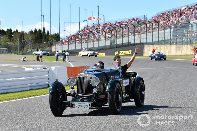 Daniel Ricciardo, Red Bull Racing, durante la drivers parade