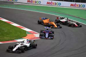 Sergey Sirotkin, Williams FW41, Brendon Hartley, Toro Rosso STR13, Stoffel Vandoorne, McLaren MCL33 et Romain Grosjean, Haas F1 Team VF-18 