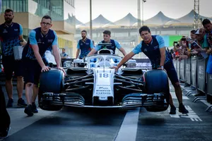 Williams Mercedes Pit Crew