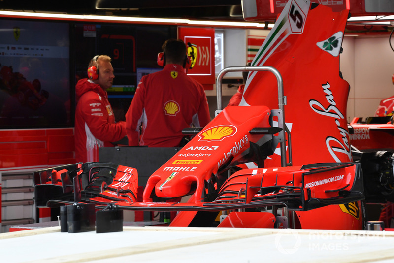 Ferrari SF-71H, első szárny