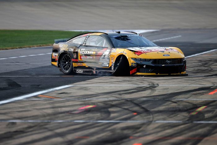 Noah Gragson, Ford de Front Row Motorsports