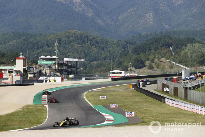 Daniel Ricciardo, Renault F1 Team R.S.20, Charles Leclerc, Ferrari SF1000, Alex Albon, Red Bull Racing RB16
